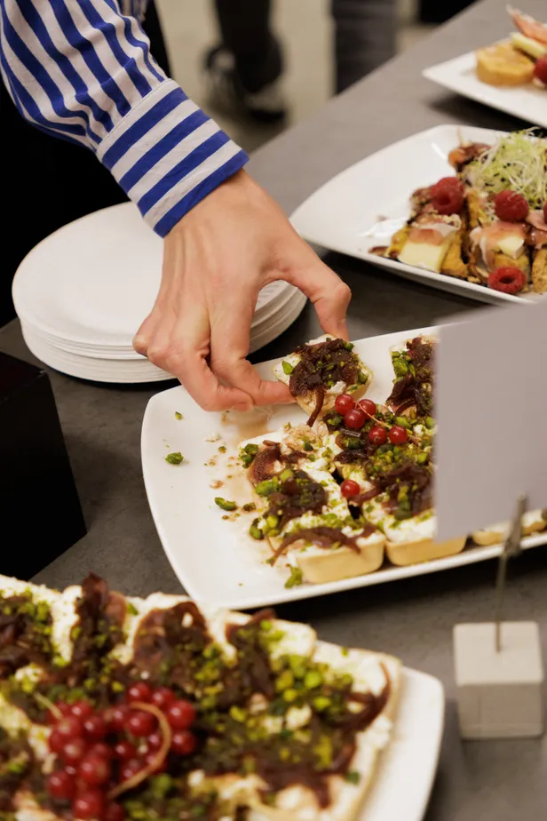 Mielošanās grāmatas atklāšanas vakarā.