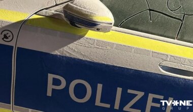FOTO ⟩ Policija Vācijā asprātīgi atgādina par drošību ziemā