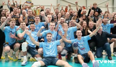 "Ezerzeme"/DU volejbolisti pēc atspēlēšanās izcīna Latvijas kausu