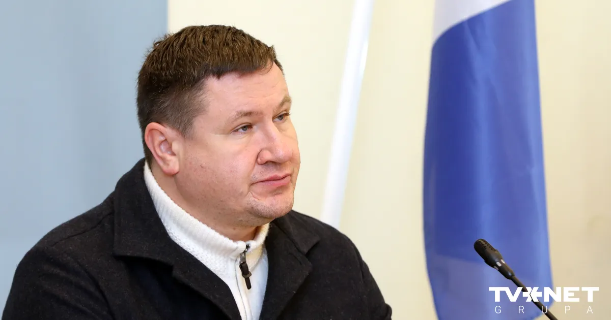 Opozīcija Ogrē pieprasa Helmani atbrīvot no amata