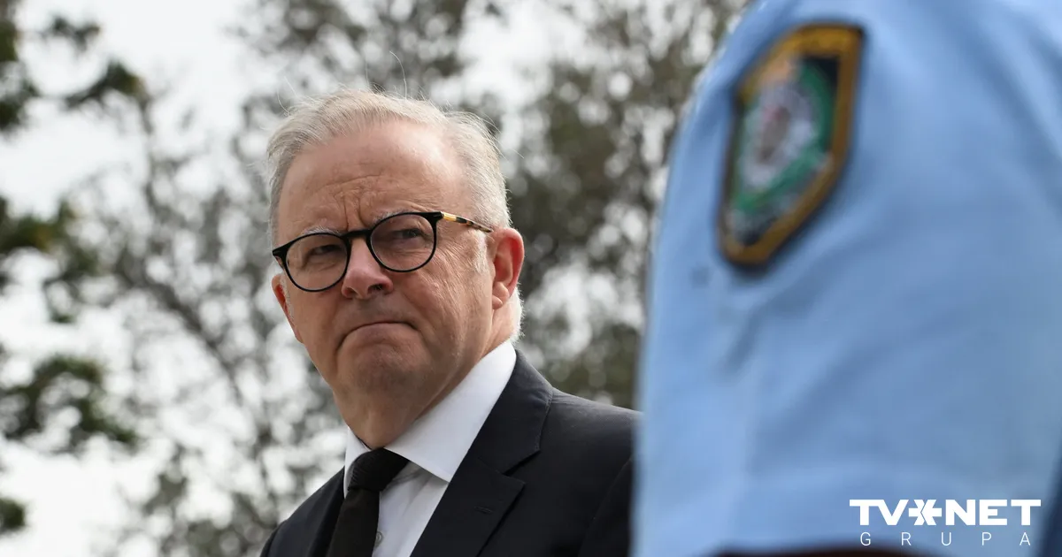 Austrālijas premjers ierosina stingrākus ieroču likumus