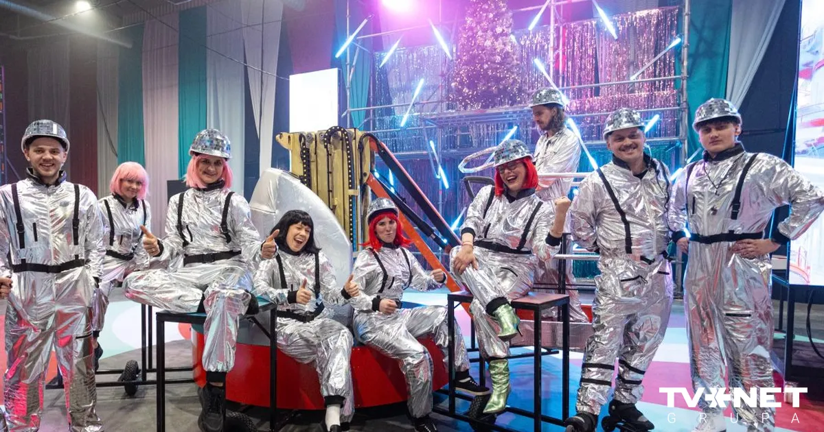 Rīgā ver durvis noslēpumaina svētku rūpnīca: “Christmas Factory: Out of the Box”!