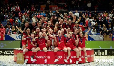 VIDEO ⟩ Ar pārsteidzošiem rezultātiem noslēdzies pasaules čempionāts sieviešu florbolā