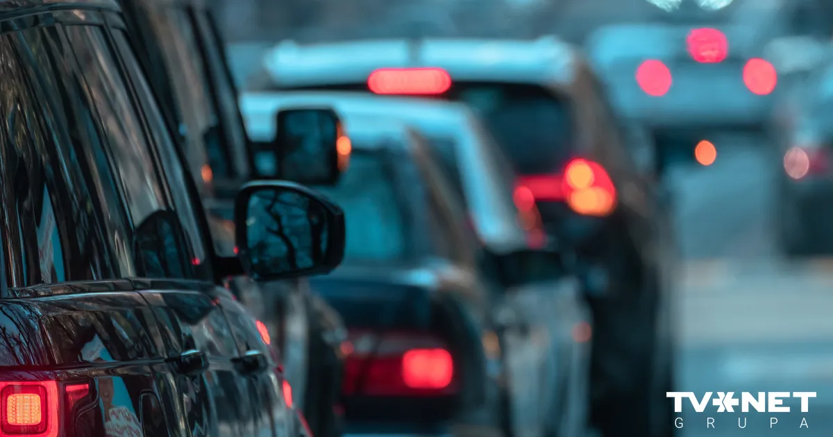 Būvdarbu dēļ uz Bauskas šosejas ievada Rīgā un Dienvidu tilta trasē mainīsies satiksmes organizācija