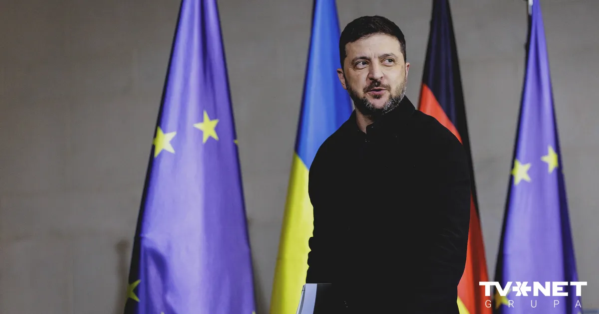 Zelenskis telefoniski sazinājies ar Vitkofu un Kušneru