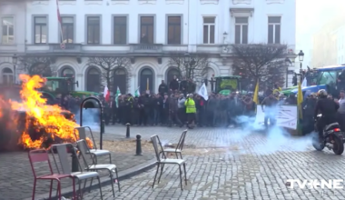 VIDEO ⟩ Zemnieki Briselē protestē pret ES lauksaimniecības politiku