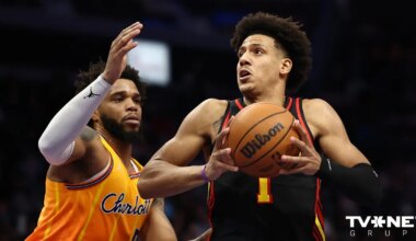 Džonsonam vēl viena fantastiska spēle, taču par "Hawks" glābēju nekļūst