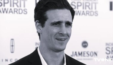 46 gadu vecumā mūžībā devies aktieris Džeimss Rensons