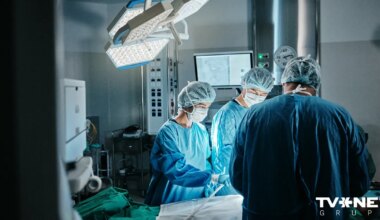 VIDEO ⟩ Bauskas slimnīcā aizdomīgos apstākļos miruši divi pacienti, no darba atstādināta ārste