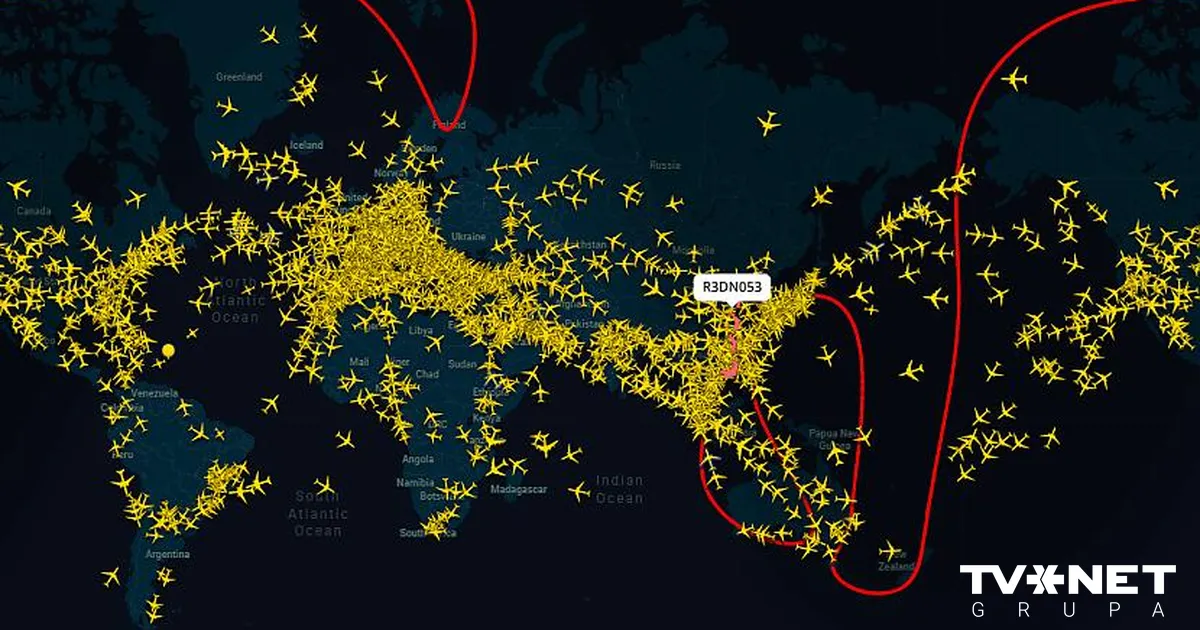 Tūkstošiem cilvēku seko līdzi Ziemassvētku vecīša lidojumam vietnē "Flightradar24"