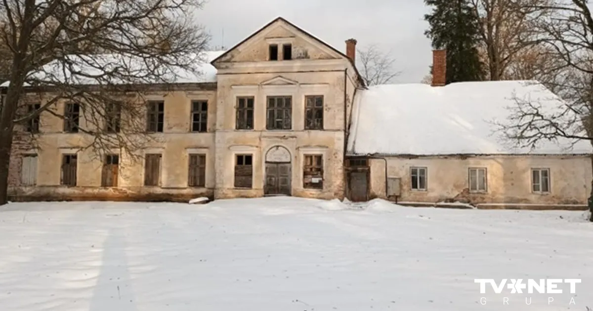 Izsolē piedāvā iegādāties Ilzenes muižu