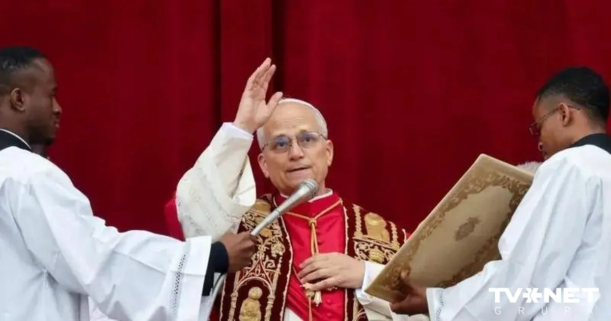 Romas pāvests Ziemassvētkos mudina pārtraukt ieroču troksni