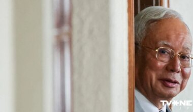 Malaizijas bijušajam premjeram Nadžibam piespriests 15 gadu cietumsods