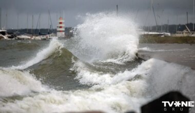 Vētras dēļ apturēta prāmju satiksme starp Hījumā un kontinentālo Igauniju