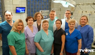 Austrumu slimnīcā veikta sarežģīta operācija pacientam ar ļaundabīgu plaušu audzēju