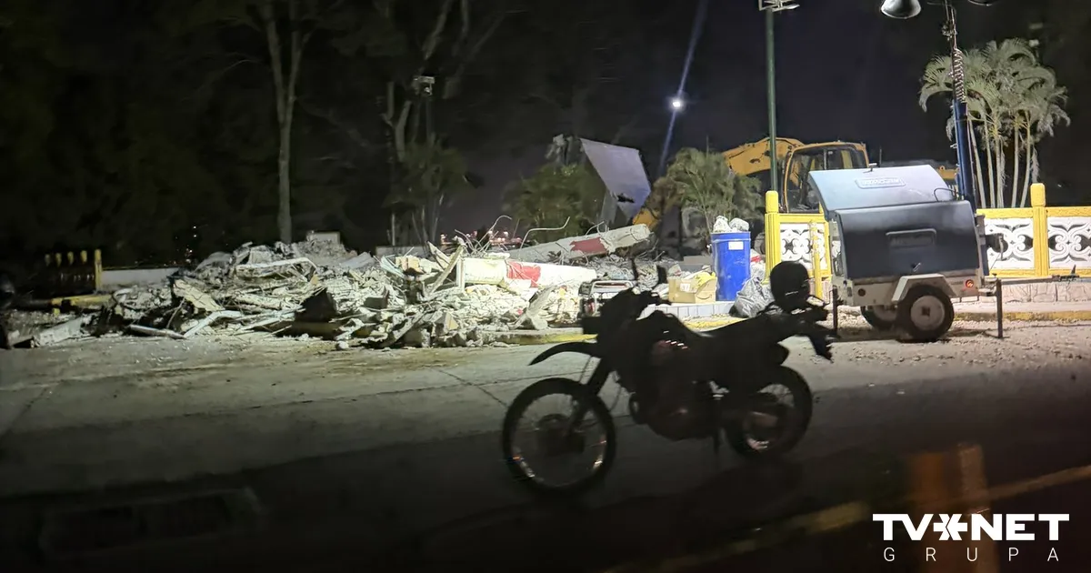 Pie Panamas kanāla nojaukts piemineklis Ķīnas ieguldījumam