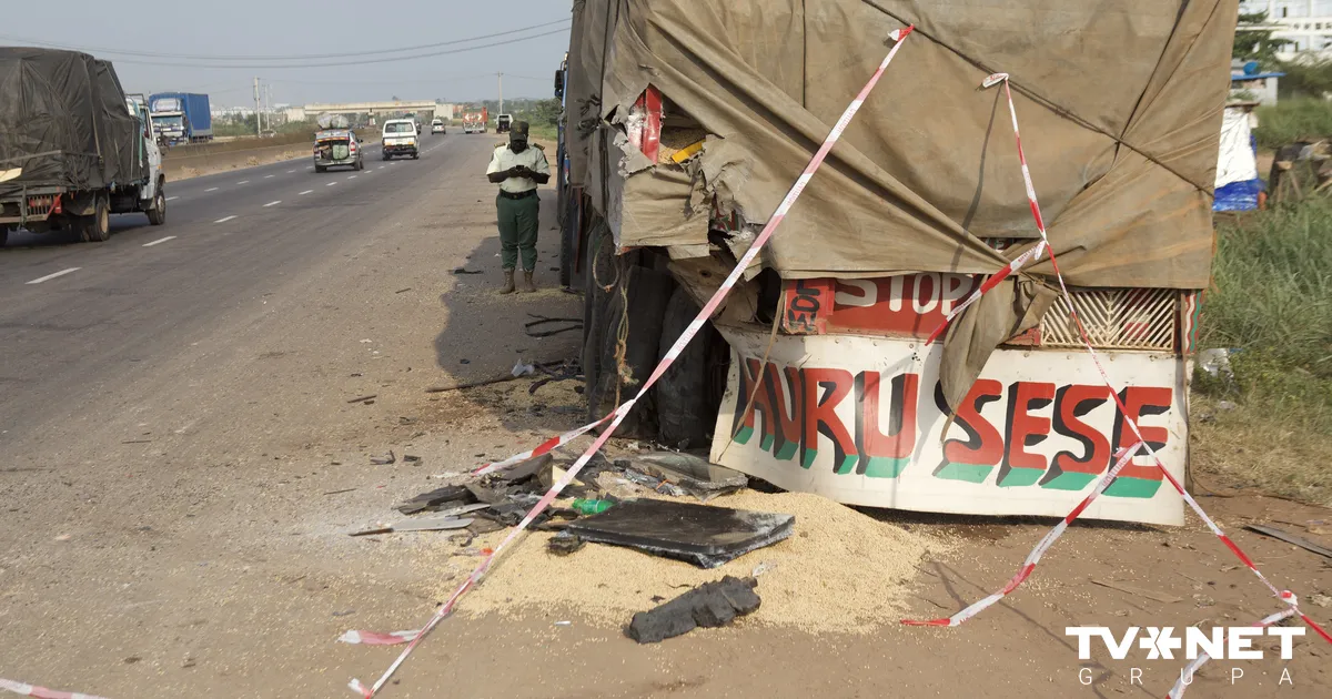 Boksa zvaigzne Džošua pēc traģiskās avārijas ir stabilā stāvoklī