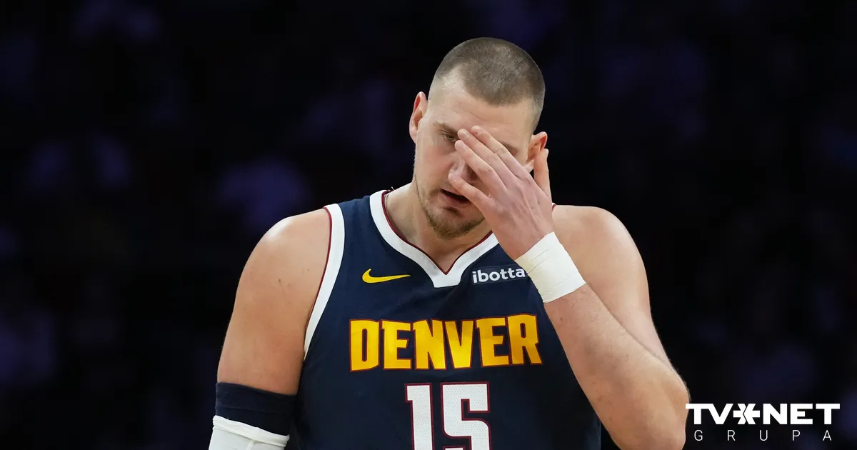 NBA zvaigzne Jokičs iedzīvojies ceļgala savainojumā