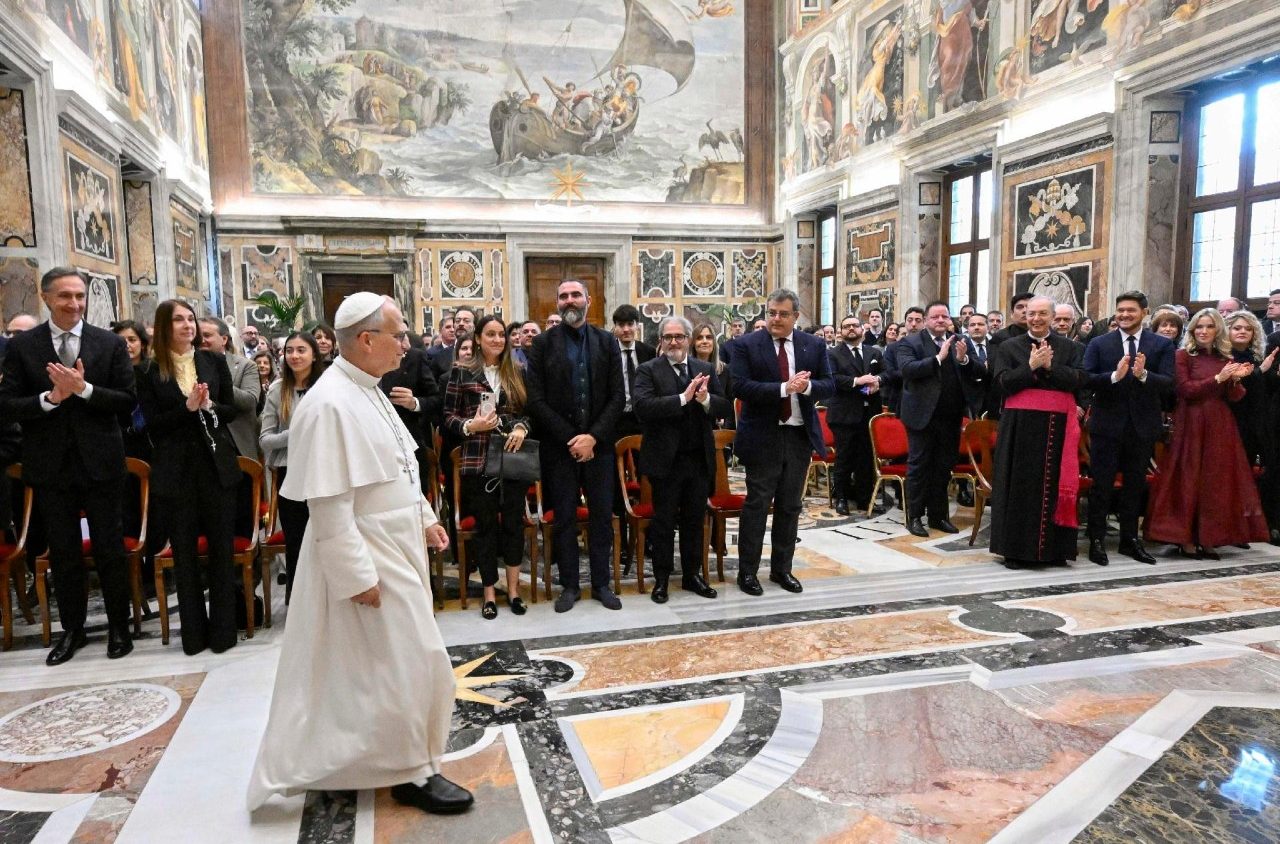 Pāvests pieņem "Koncerta ar nabadzīgajiem" rīkotājus un mūziķus