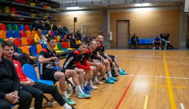 WindUp.lv Liepājas amatieru telpu futbola čempionātā līderu maiņa