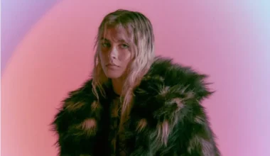 Dziedātāja Patrisha: Stils kā sevis pilnveidošanas spogulis un ceļš uz skatuves brīvību