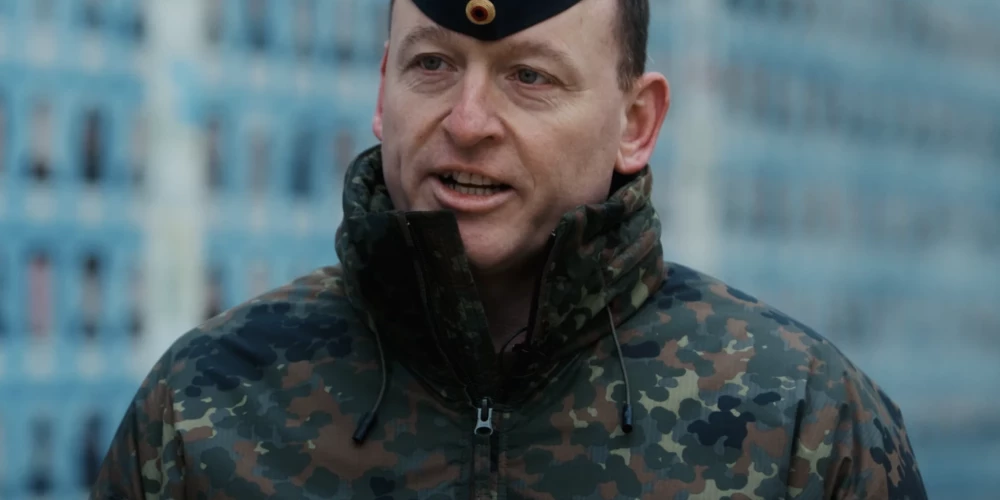 Vācijas ģenerālis atklāj, kādēļ Krievija uzsākusi intensīvākus uzbrukumus Ukrainai