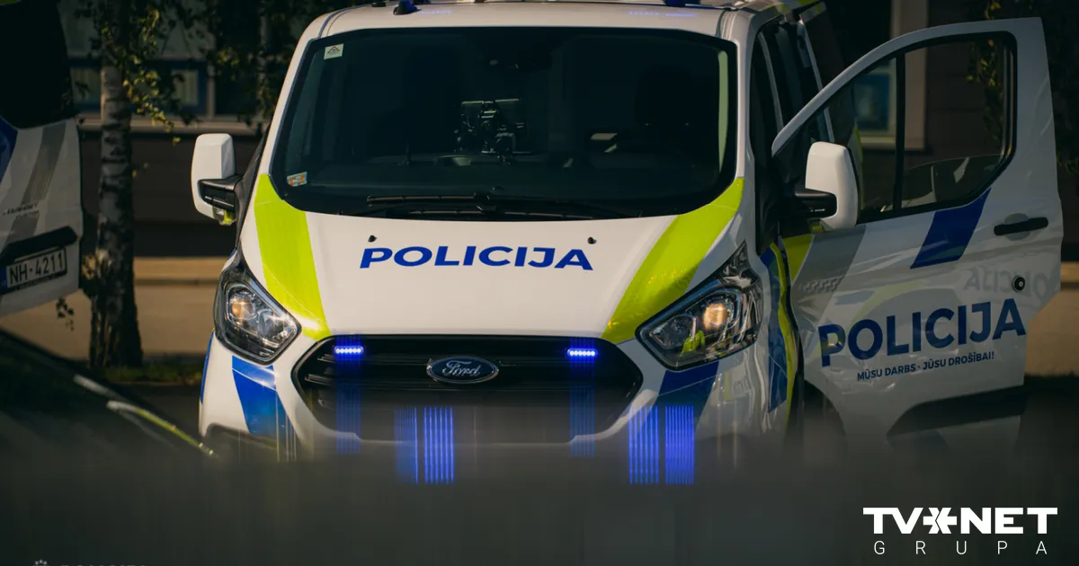 Avārijās uz Latvijas ceļiem - 11 cietušie; pieķerti vairāki dzērājšoferi