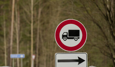 Vairāk nekā 140 grants autoceļu posmos iestājies šķīdonis