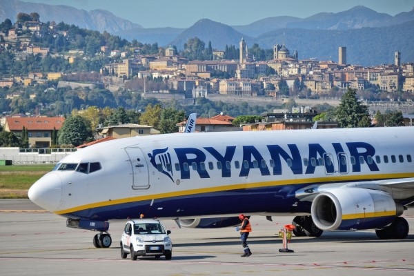 «Ryanair» Itālijā draud vairāk nekā 255 miljonu eiro sods par “ļaunprātīgu stratēģiju”