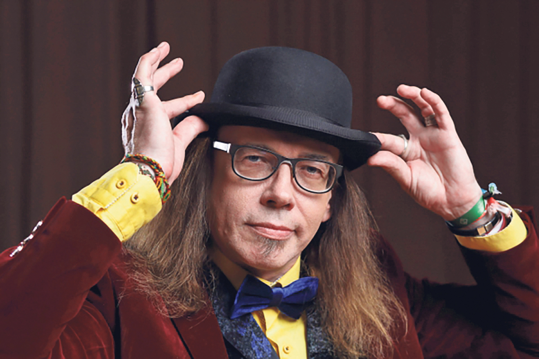 Cenšamies pārdziedāt paši sevi. Saruna ar multiinstrumentālistu Artūru Uškānu - Lasi.lv