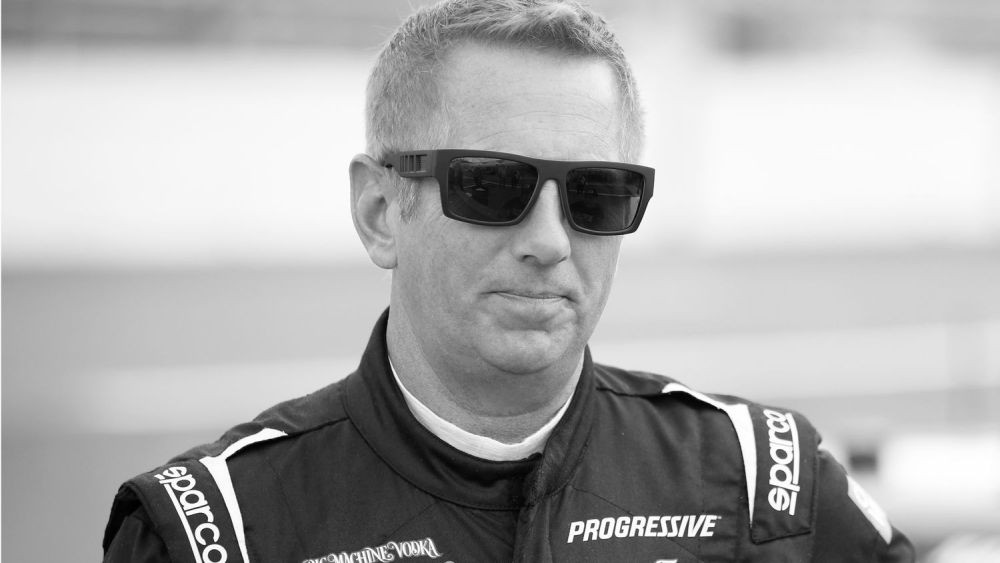 Aviokatastrofā gājis bojā NASCAR leģenda Gregs Bifls – Motoru sports – Sportacentrs.com