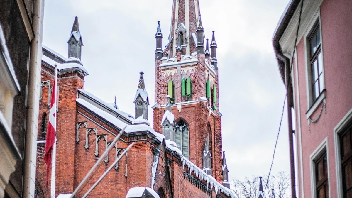 Koris "Balsis" un grupa "Sigma" aicina uz Ziemassvētku koncertiem Anglikāņu baznīcā