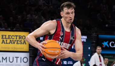 Brāļu duelī Rodions Kurucs iemet 19 punktus un izcīna uzvaru viesos – Basketbols – Sportacentrs.com
