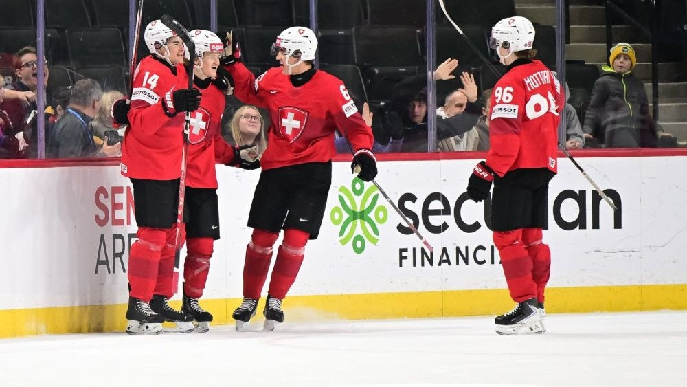 Šveices juniori vienaudžus no Vācijas aizsūta uz izdzīvošanas maču – Hokejs – Sportacentrs.com