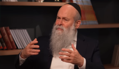 Karš Ukrainā beigsies līdz 15. janvārim! Krievija kļūs par Ziemeļkoreju, paziņo rabīns