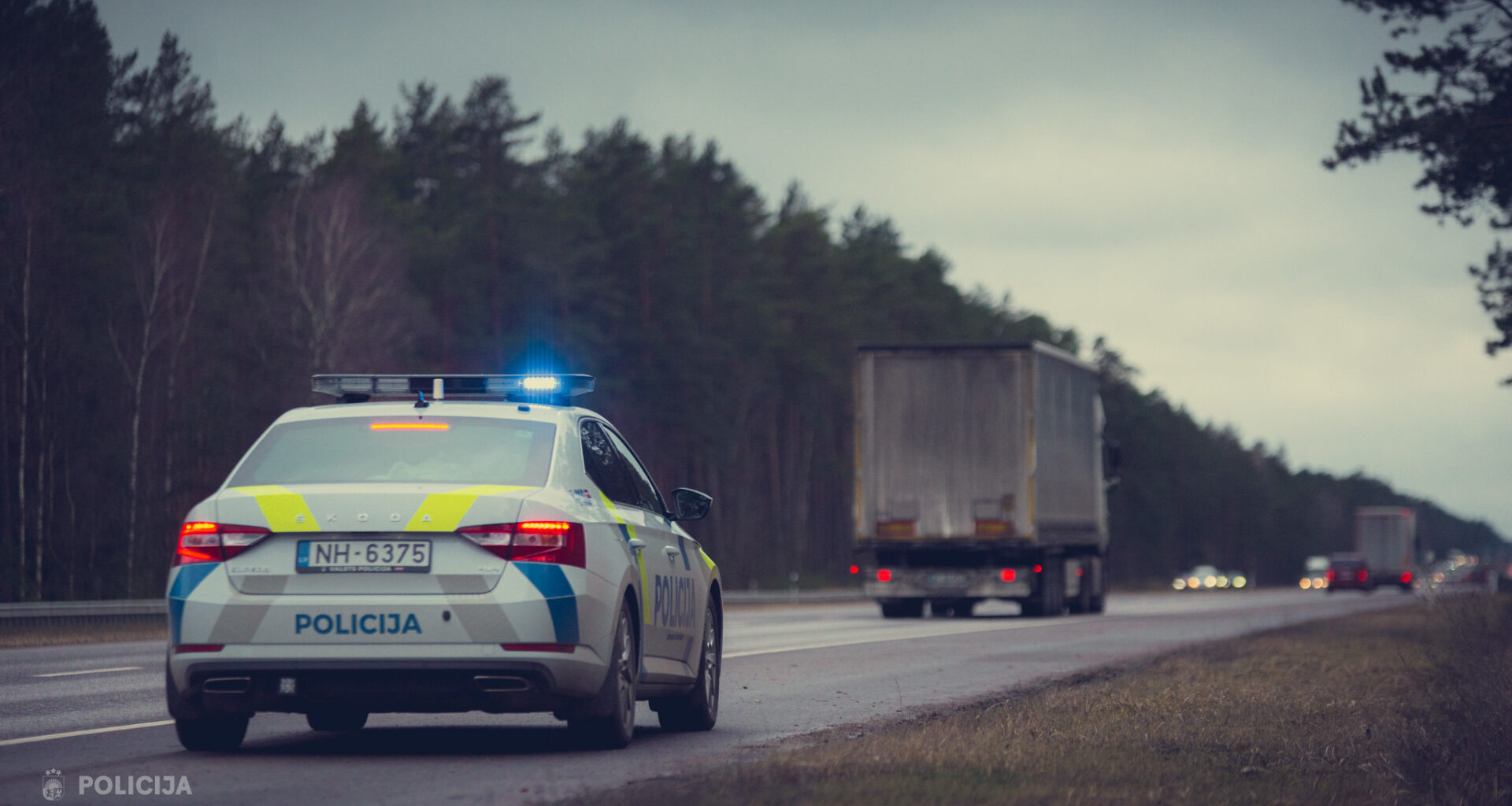Policija svētku laikā rīkos pastiprinātas pārbaudes uz ceļiem