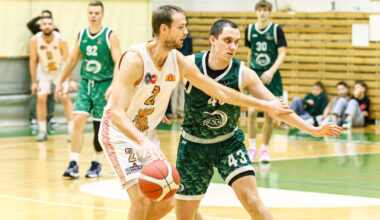 Stiprās komandas saņem pa knābienam no pastarīšiem, bez uzvarām vairs tikai viena – Basketbols – Sportacentrs.com