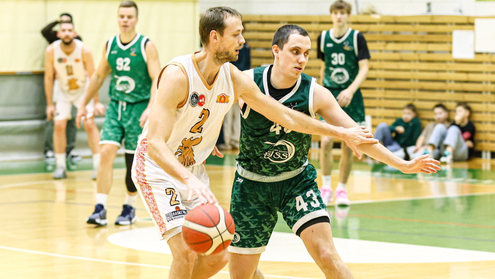 Stiprās komandas saņem pa knābienam no pastarīšiem, bez uzvarām vairs tikai viena – Basketbols – Sportacentrs.com