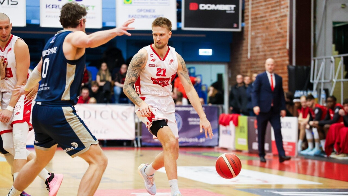 Šķēlem, Mejerim un Lomažam šovakar kopā 58 punkti – Basketbols – Sportacentrs.com