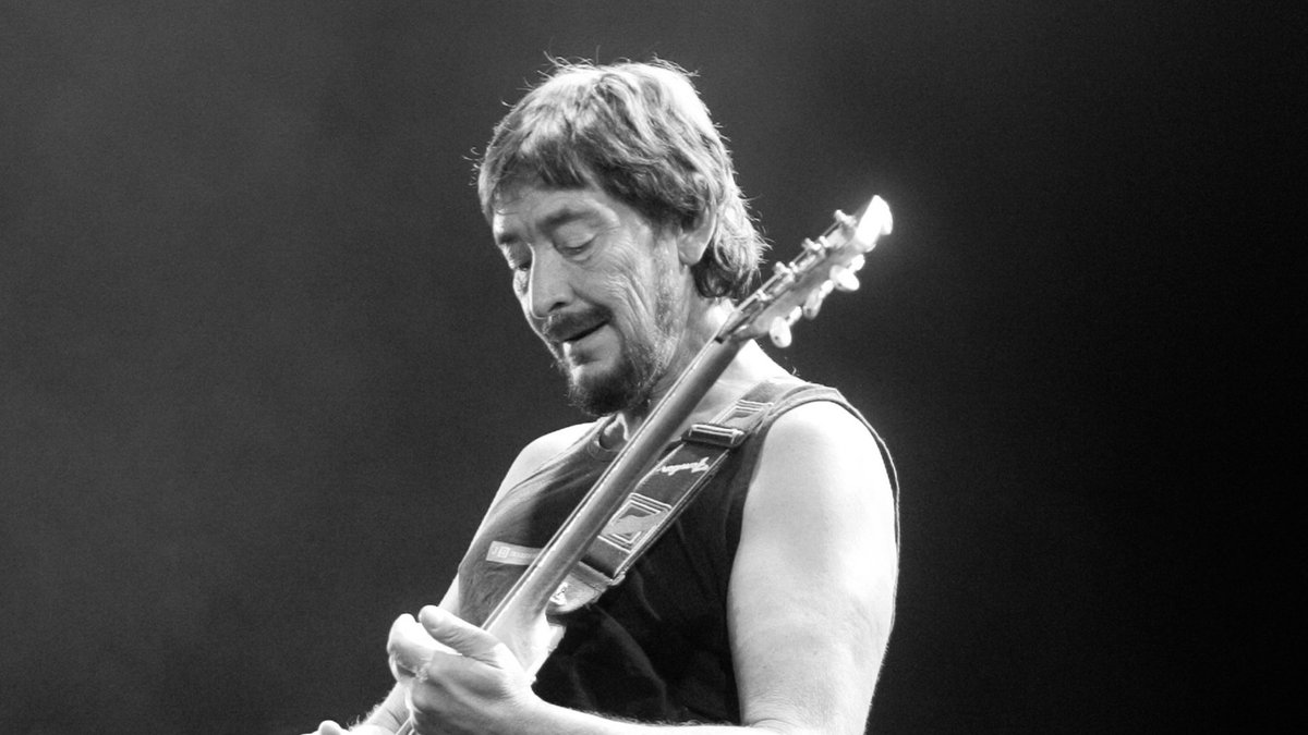 Умер британский певец Крис Ри, автор хита The Road to Hell