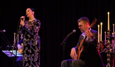 Ģitāru trio "AG 3'o" un Aija Vītoliņa publicē jaunu dziesmu un sāk Ziemassvētku koncertus