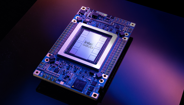 Dārgākais uzņēmums pasaulē nopērk novājināta tehnoloģiju giganta akcijas