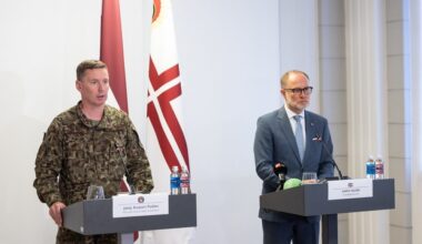 Aizsardzības ministrs un Nacionālo bruņoto spēku komandieris informēs par nozares aktualitātēm