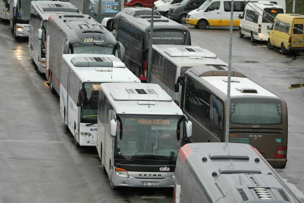 Latvijas Pasažieru pārvadātāju asociācija: pretēji publiski solītajam maršrutu tīkls tiek samazināts – Cēsu, Siguldas un Limbažu lotēs līdz pat 16%