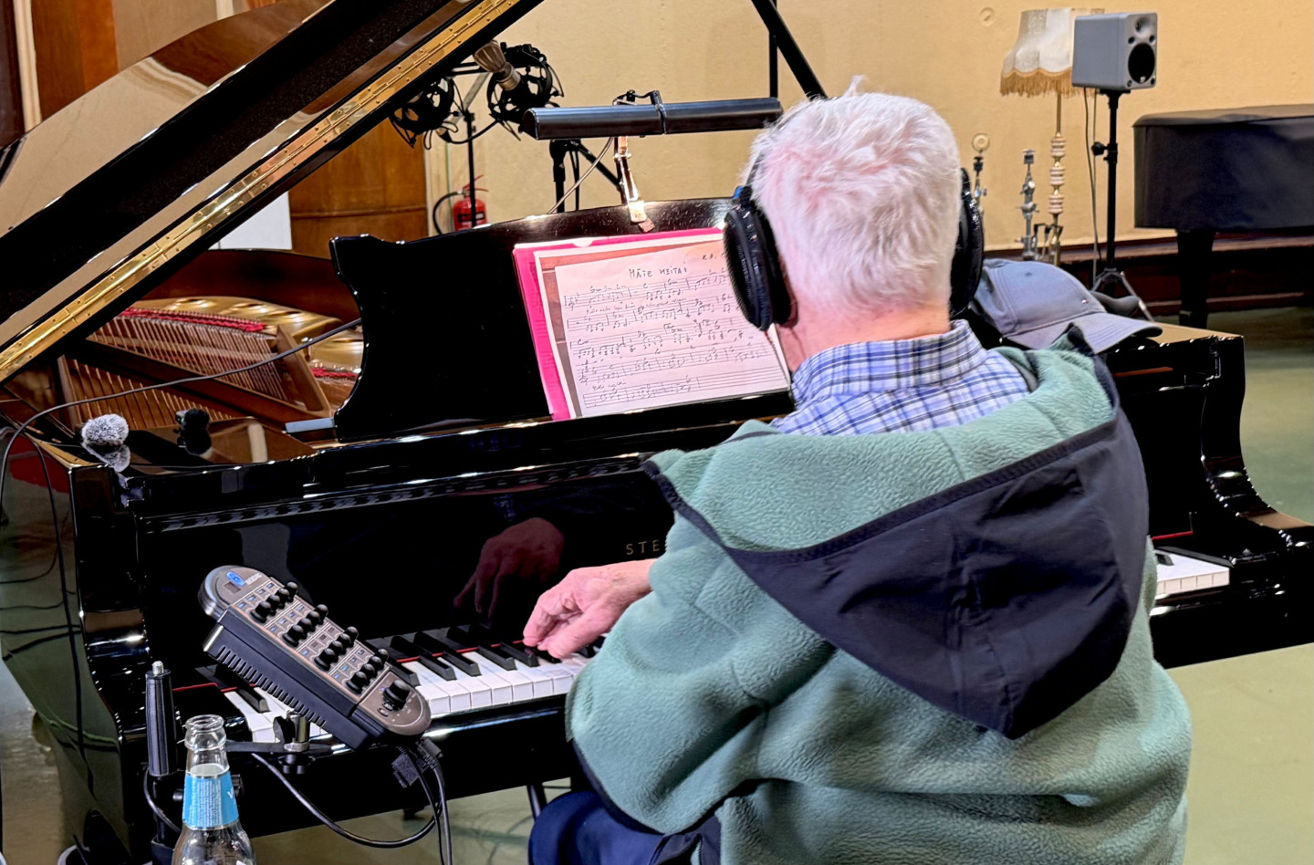 Raimonds Pauls saraksta jaunu dziesmu Ancei Krauzei