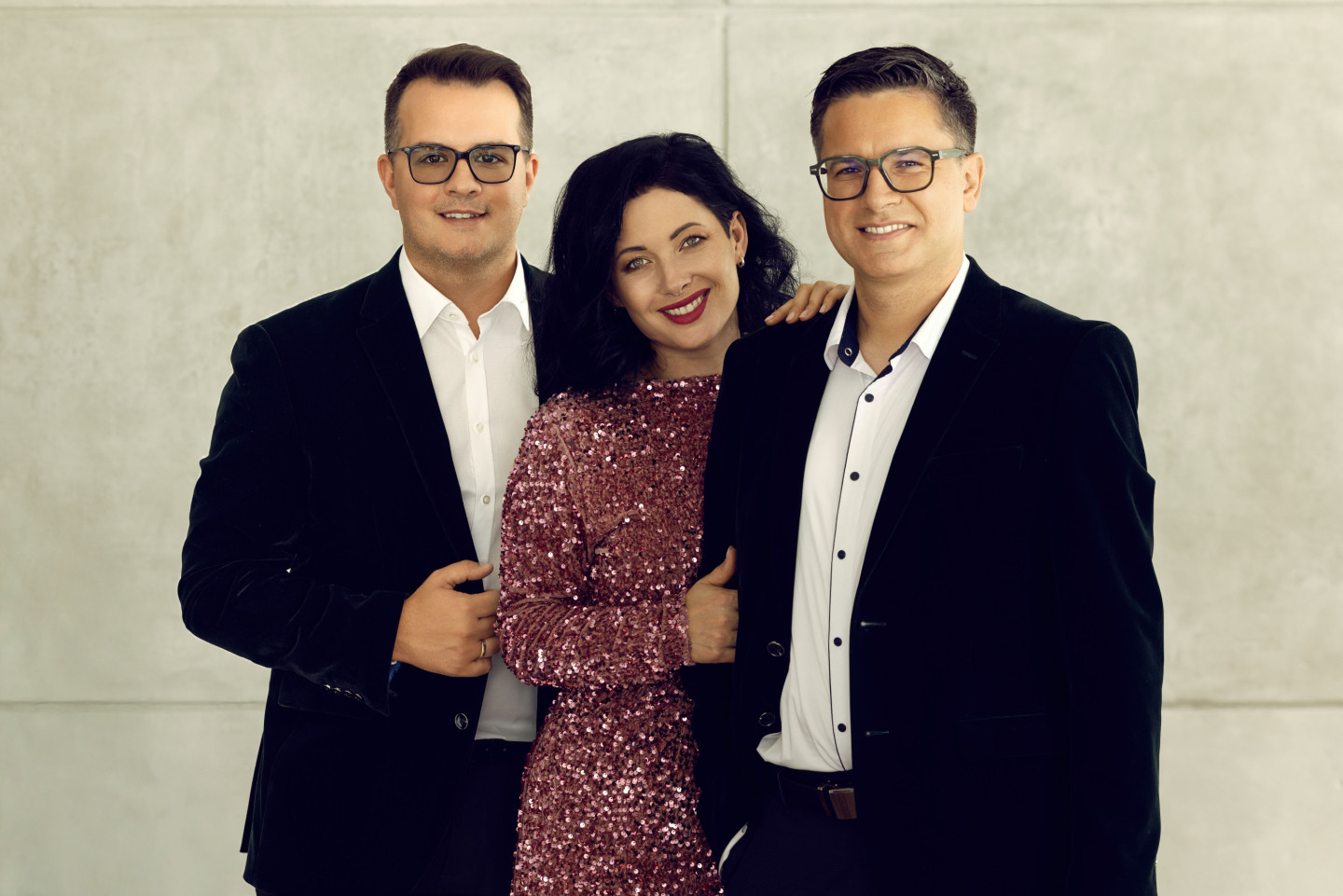 Antra Stafecka, Andris Ērglis un Mārtiņš Kanters izdod dziesmu “Par eņģeli”