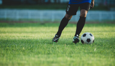 Anglijas futbola līgas spēle šopēcpusdien pārtraukta ļoti traģiska negadījuma dēļ