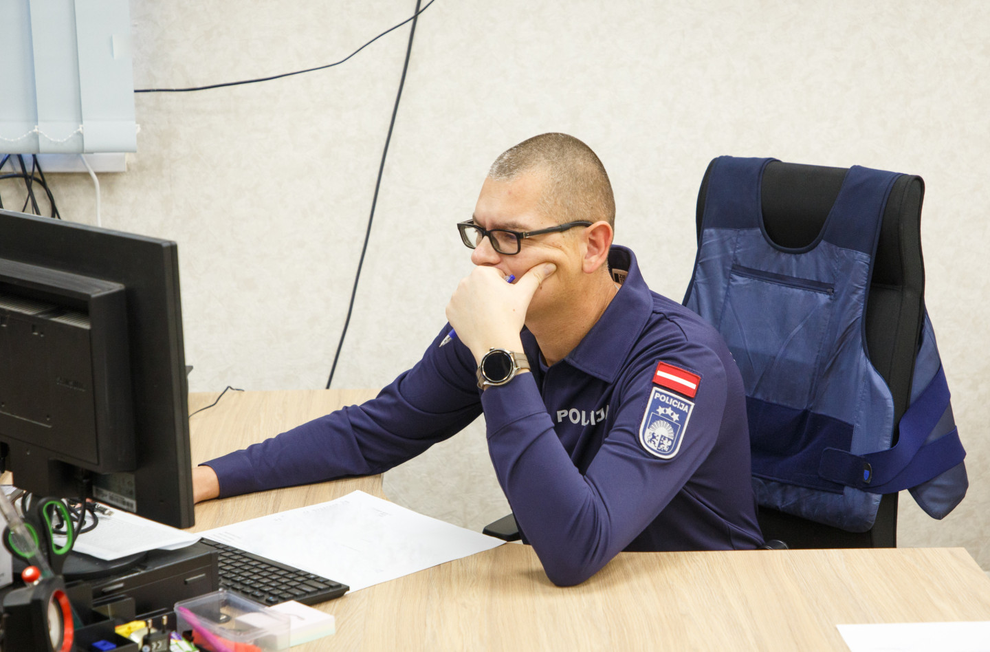 Latvijas iedzīvotāji krāpniekiem atdod 1,7 miljonus nedēļā