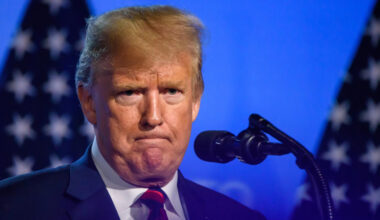 Karavīrs: Es iespļautu Trampam sejā