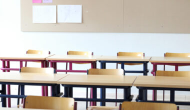 Skolotāji Latvijā saskaras ar pieaugošu agresiju skolās